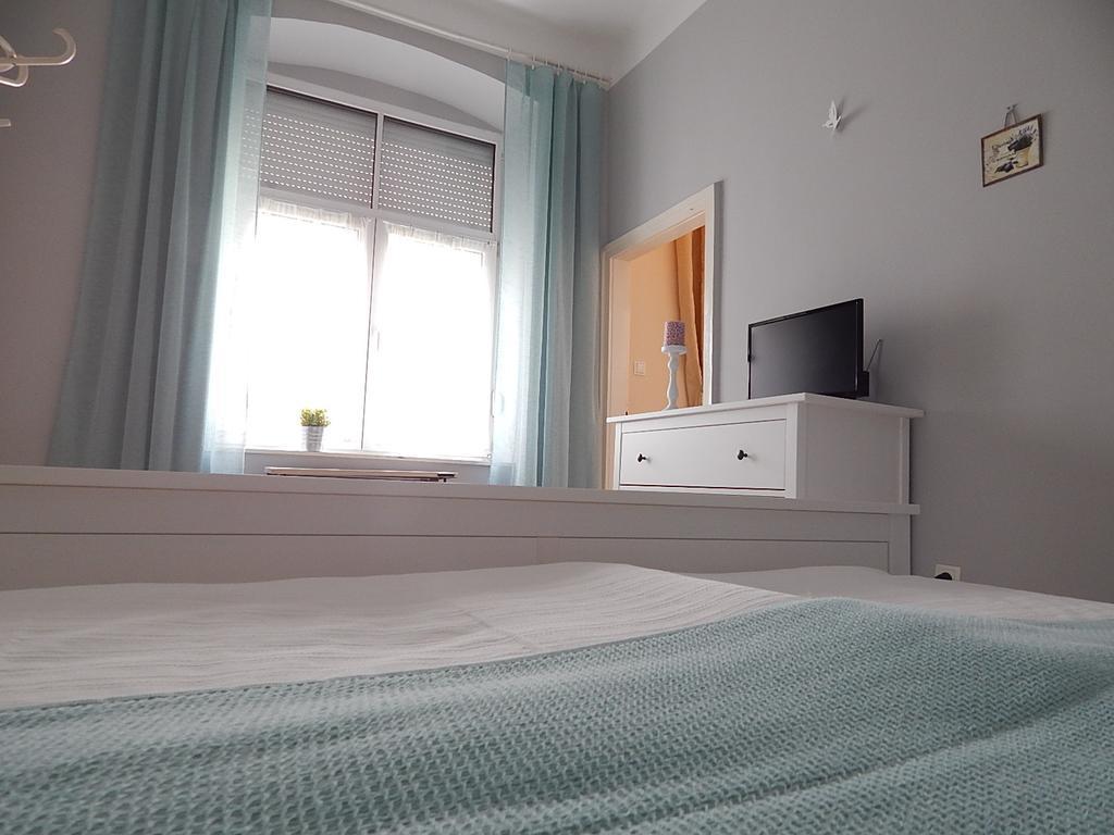 Ferencesek Apartman Печ Экстерьер фото